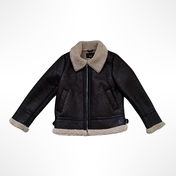 Please don’t call me Jennyfer fur jacket - Picture 3 of 5